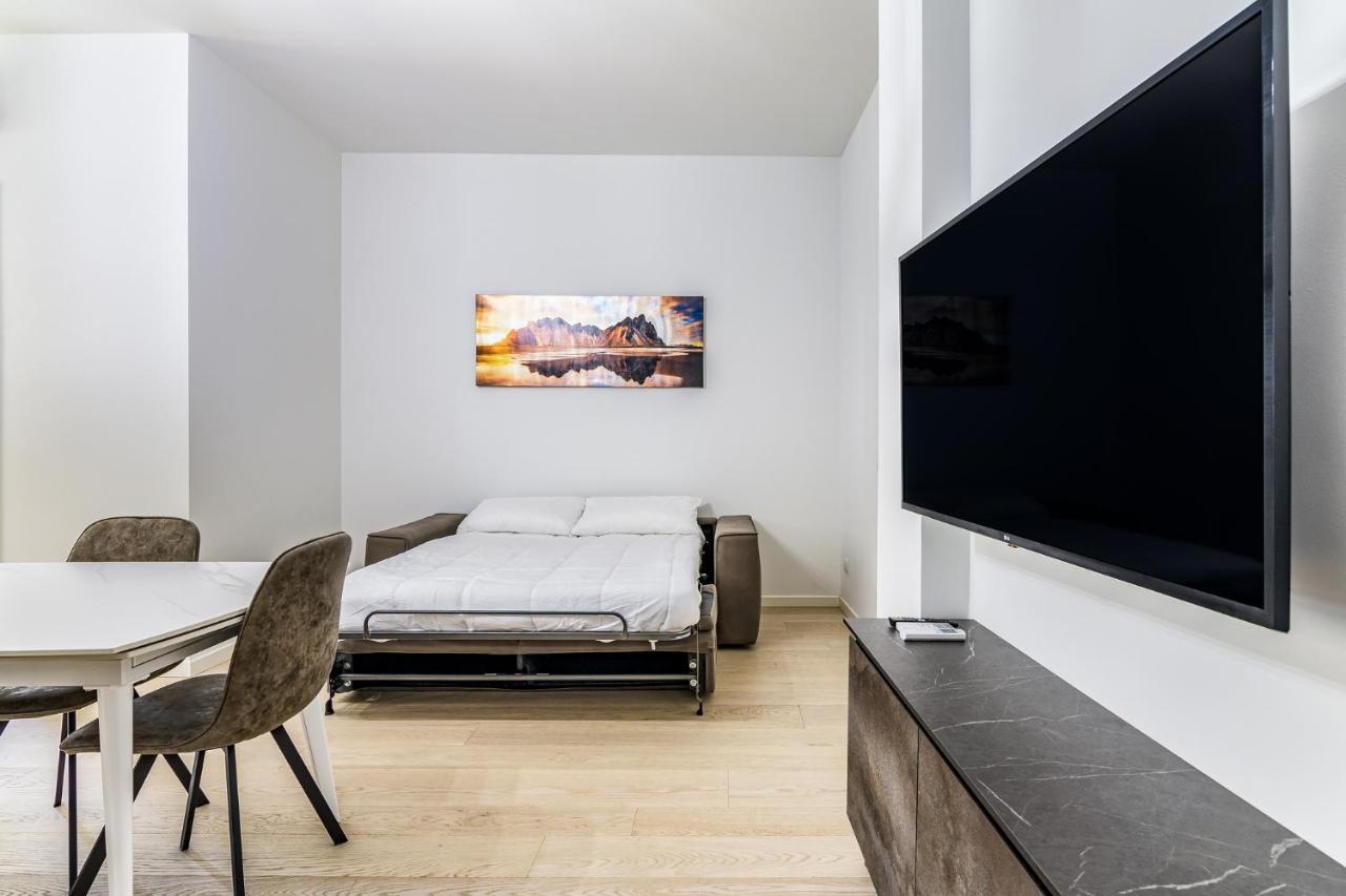 Pisani Apartment Milan Exterior photo